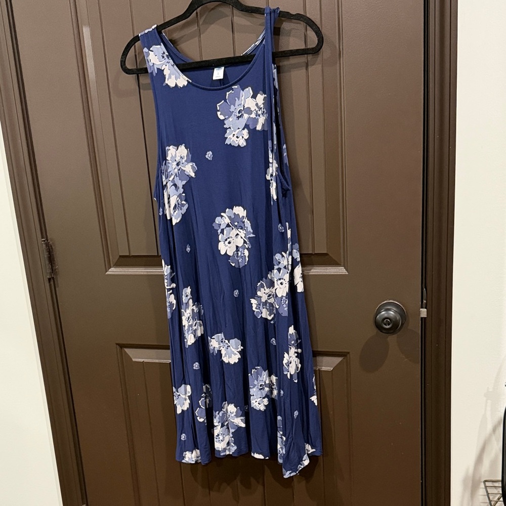 Old Navy Floral Mini Dress - Navy and White